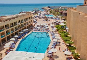 Coral Beach Hotel And Resort Beirut allows 18 year olds to book a room