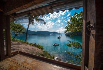 Asalem has Balcony rooms