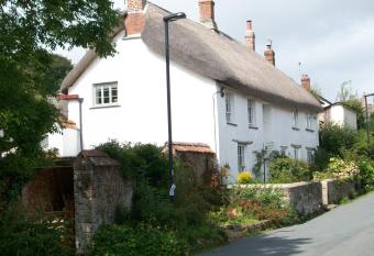 Middletown Farmhouse B&B allows 18 year olds to book a room
