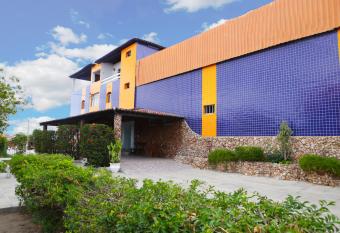 Pousada Agreste Water Park allows 18 year olds to book a room