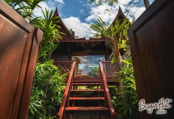 Sugar Hut Resort & Restaurant has Balcony rooms