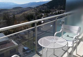 Residence The Catalogne has Balcony rooms
