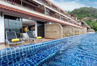 Novotel Phuket Resort allows 18 year olds to book a room