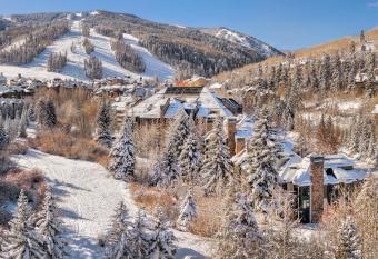 Creekside at Beaver Creek has Balcony rooms