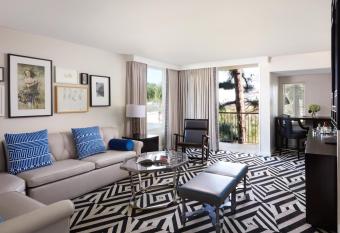 Chamberlain West Hollywood has Balcony rooms