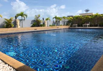 Amarin Samui Hotel - SHA Plus Certified allows 18 year olds to book a room