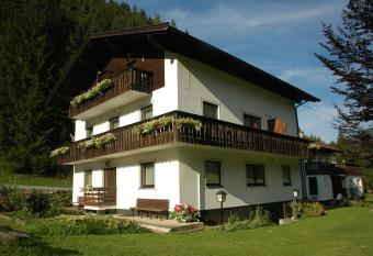 Adlerhorst has Balcony rooms