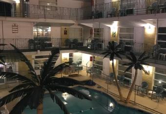 Aruba Motel has Balcony rooms