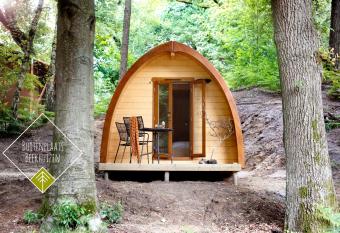 Buitenplaats Beekhuizen allows 18 year olds to book a room