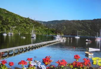 Waterfront Bed and Breakfast has Balcony rooms