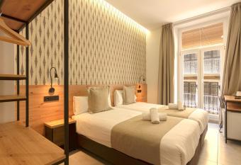 Hotel La Milagrosa has Balcony rooms