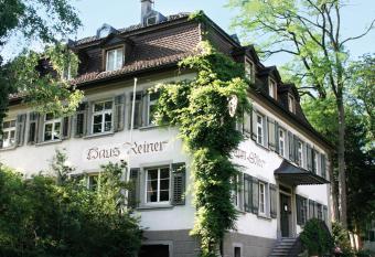 Brauereigasthof Reiner allows 18 year olds to book a room