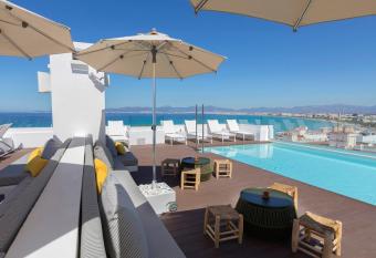 whala!fun has Balcony rooms