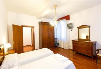 Centro Cardinal Urbani allows 18 year olds to book a room