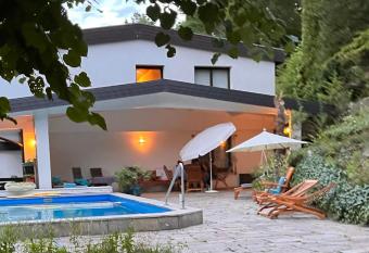 Haus am Wald has Balcony rooms