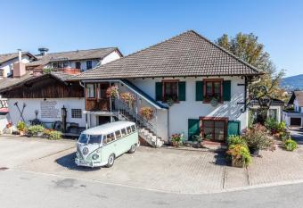 Hotel Restaurant Krone & Wellness - Schopfheim has Balcony rooms