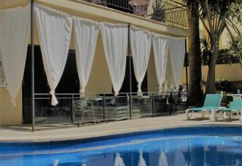 Hostal Bonany allows 18 year olds to book a room