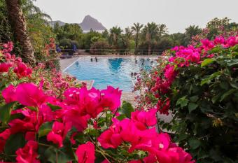 Cala Dell Arena allows 18 year olds to book a room