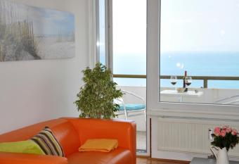 Razgled/The View has Balcony rooms