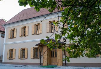 Vila Viktorija has Balcony rooms