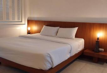 Benyada Lodge - Surin Beach has Balcony rooms