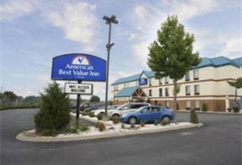 Sleep Inn Franklin o Cool Springs has Smoking rooms