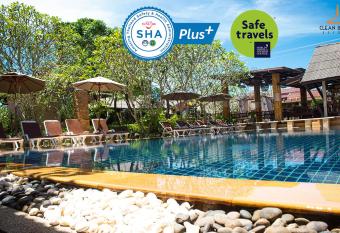 Clean Beach Resort has Balcony rooms