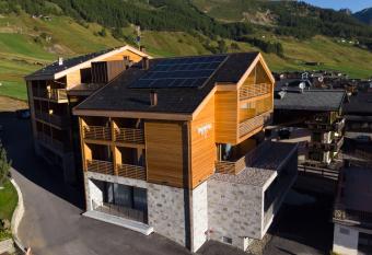 Montivas Lodge has Balcony rooms