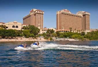 Harrah's Laughlin Beach Resort & Casino has Smoking rooms