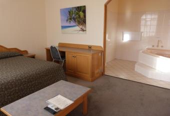 Glenelg Motel allows 18 year olds to book a room