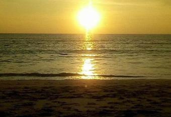 Chill land house has Balcony rooms