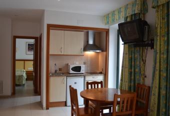 Apartamentos Royal allows 18 year olds to book a room