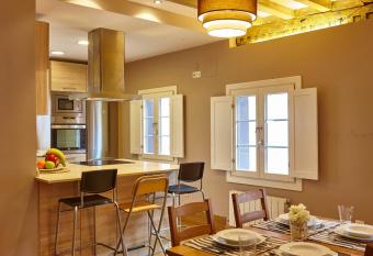 Central Flat allows 18 year olds to book a room