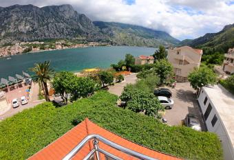 Hotel Bokeljski Dvori has Balcony rooms
