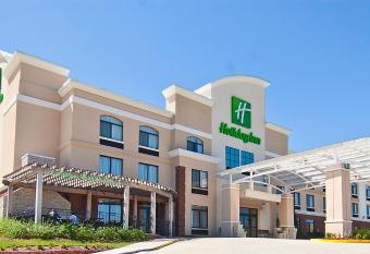 Holiday Inn Vicksburg By IHG has Smoking rooms