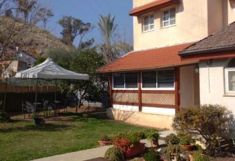 Jordan Valley one room apartment allows 18 year olds to book a room