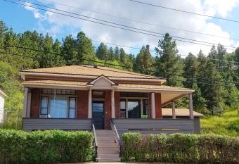 The Flower of the Hills has Balcony rooms