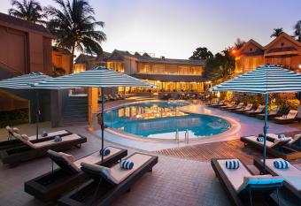 Whispering Palms Beach Resort has Balcony rooms