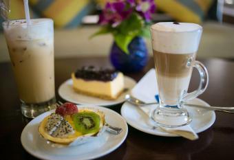 Novotel Rayong Rim Pae Resort has Smoking/Balcony rooms