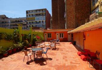 Hostal Paraiso has Balcony rooms