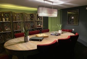 Ginger Peanut allows 18 year olds to book a room