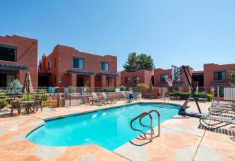 Bell Rock Inn allows 18 year olds to book a room