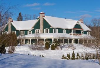 Le Baluchon   co-vill  giature allows 18 year olds to book a room