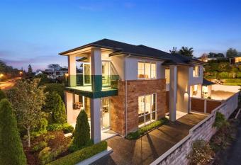 St Andrews House has Balcony rooms