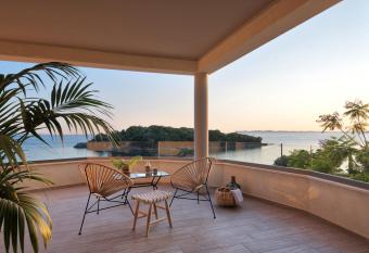 Prima Vista Boutique Hotel & Spa has Balcony rooms