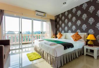 Surin Sunset Hotel - SHA has Balcony rooms