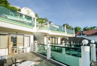 Turtle Inn Resort has Balcony rooms