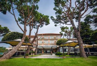 Hotel Marina has Balcony rooms