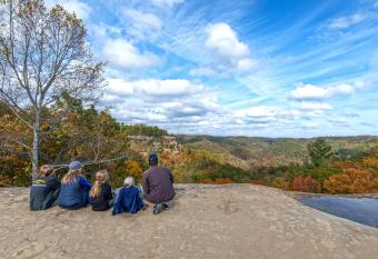 Natural Bridge State Resort Park has Balcony rooms