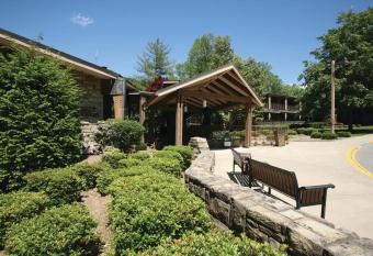 Jenny Wiley State Resort Park has Balcony rooms
